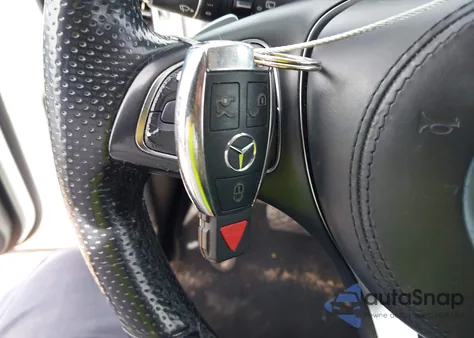 2017 Mercedes-Benz Gls 450 4Matic z USA, uszkodzony, nr VIN 4JGDF6EE7HA910530